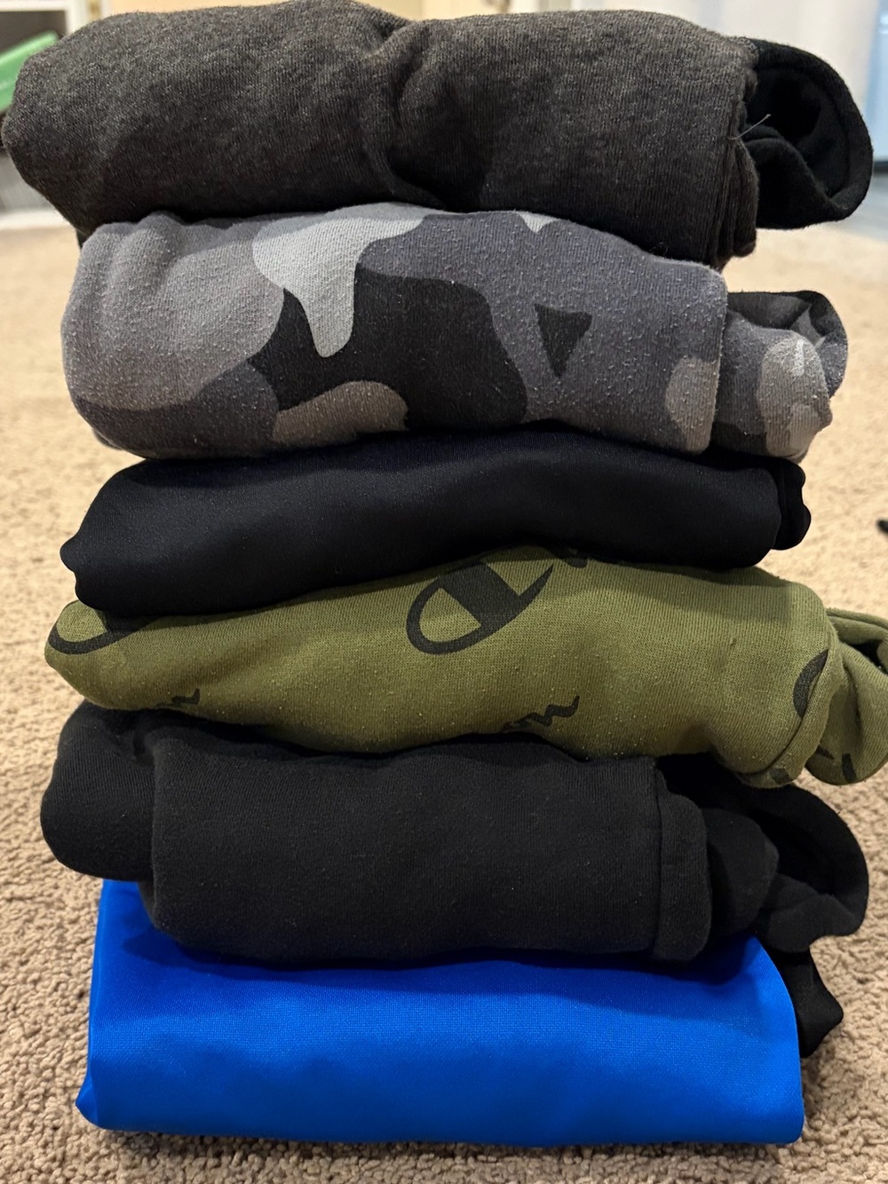 Lot of 6 Boys Hoodies - 10/12